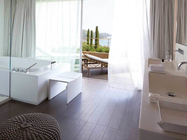 Prestige Suite