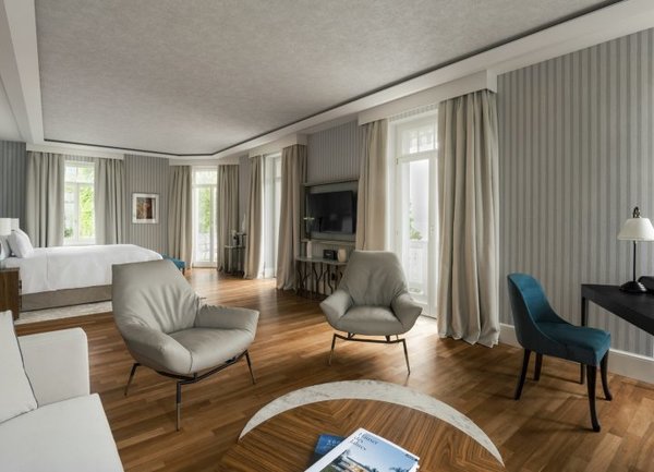 Deluxe Junior Suite