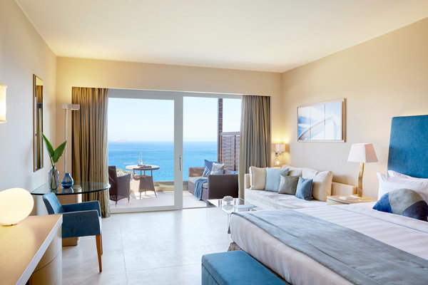 Deluxe Sea View Room