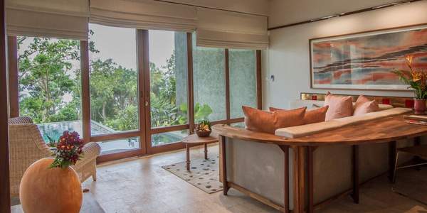 Garden Pool Suite Sea View
