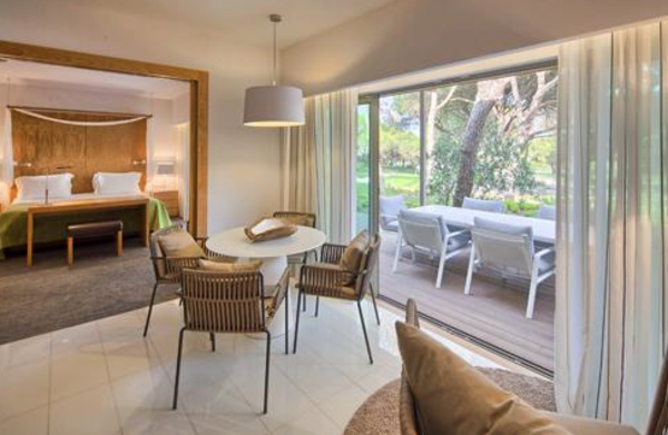 Deluxe Garden Suite