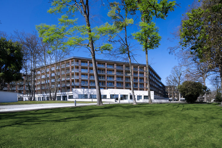 Buff Medical Resort