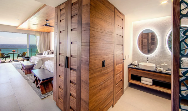 Queen Suite Ocean View