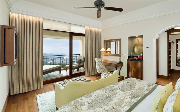 Deluxe Palace / Garden View Rooms