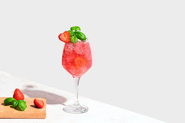 Strawberry Basil Spritzer Recipe