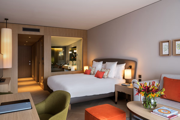 Deluxe Suite